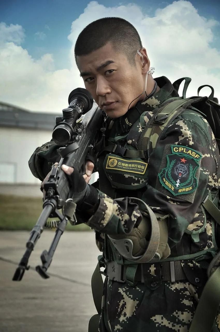 特种兵演员热血演绎战场英雄传奇