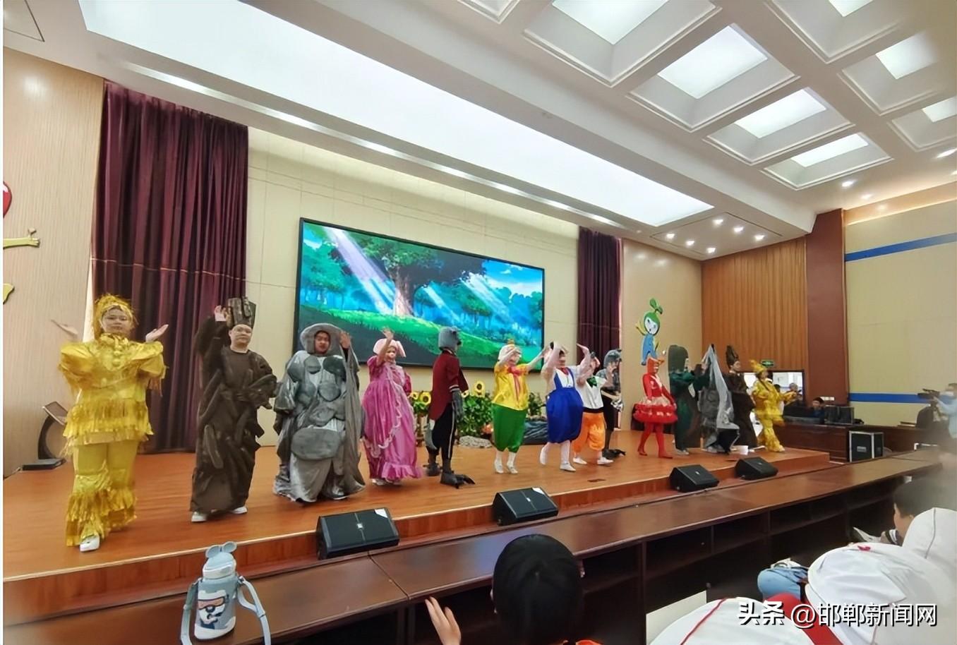 涉县演员的高科技新品盛宴，科技与生活的融合体验